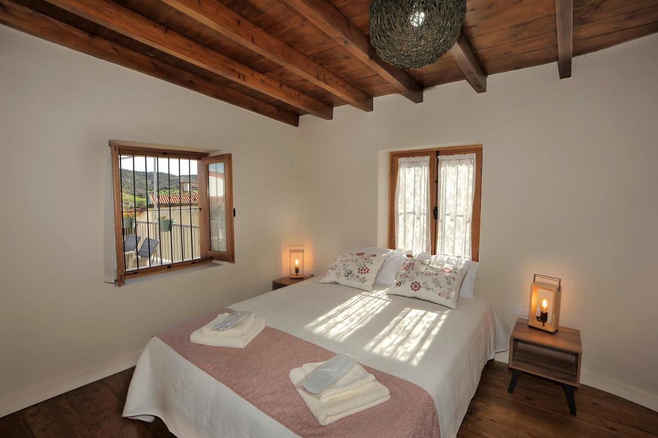 Pentasino Traditional House Agios Theodoros Екстериор снимка